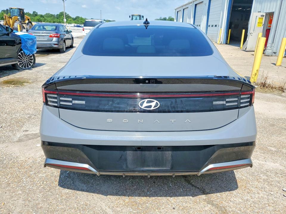 Продажа на аукционе авто 2024 Hyundai Sonata, vin: KMHL64JA2RA372100, номер лота: 58743116