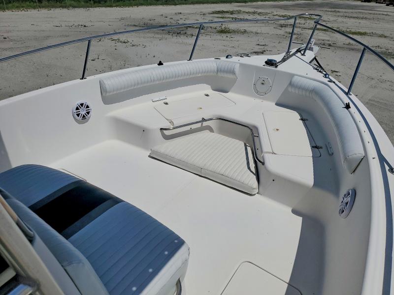 1997 Century Boat მანქანა იყიდება აუქციონზე, vin: CEB00360J697, აუქციონის ნომერი: 59368206