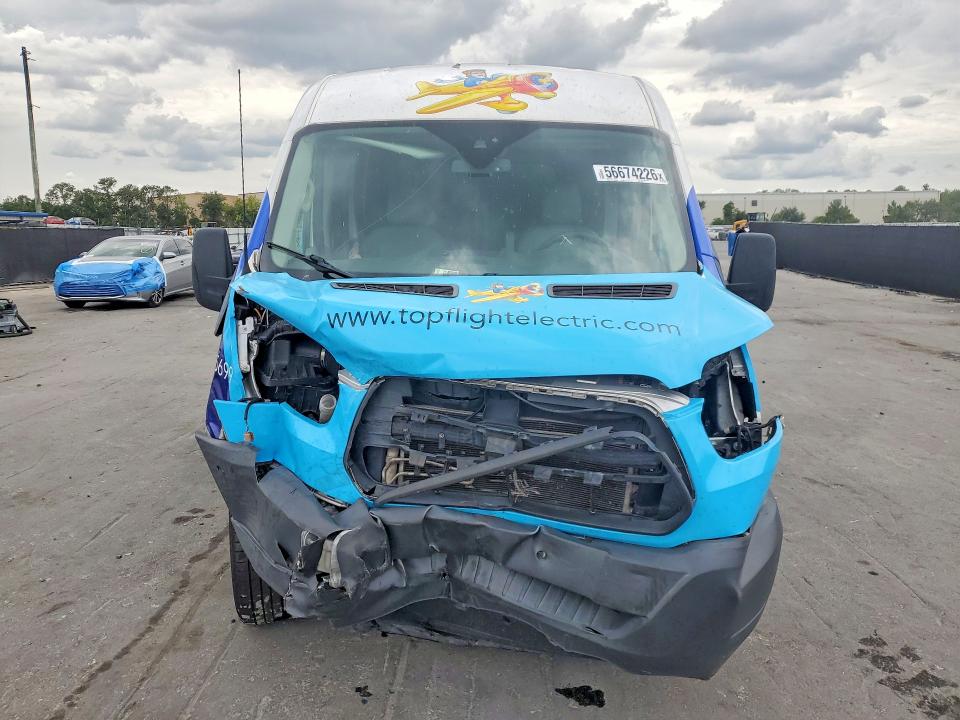 2018 Ford Transit მანქანა იყიდება აუქციონზე, vin: 1FTYR2CM7JKB27871, აუქციონის ნომერი: 56674226