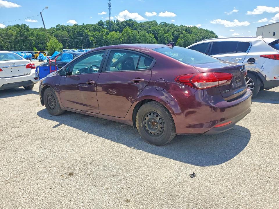 2017 Kia Forte მანქანა იყიდება აუქციონზე, vin: 3KPFK4A77HE064269, აუქციონის ნომერი: 58251186