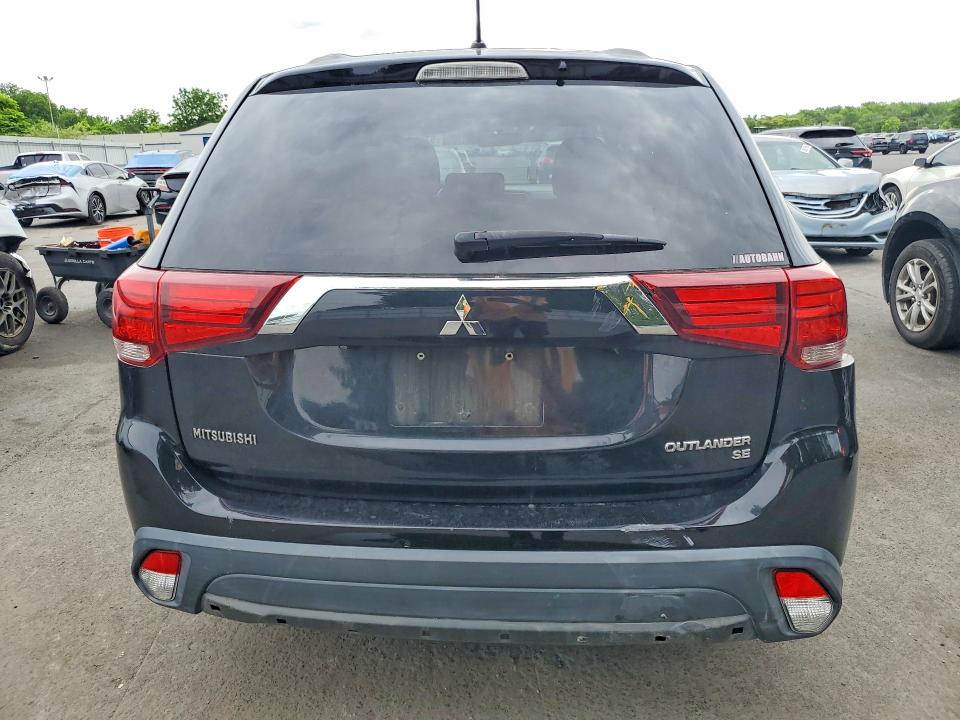 2016 Mitsubishi Outlander მანქანა იყიდება აუქციონზე, vin: JA4AD3A38GZ005093, აუქციონის ნომერი: 57591736