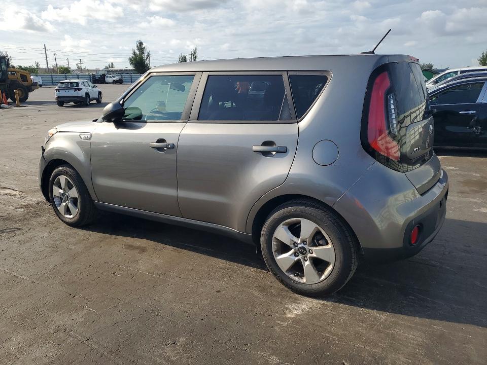 56871096 :رقم المزاد ، KNDJN2A29J7505044 vin ، 2018 Kia Soul مزاد بيع