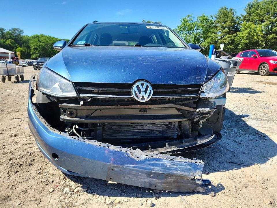 56842426 :رقم المزاد ، 3VW017AU1HM535612 vin ، 2017 Volkswagen Golf Sportwagen مزاد بيع