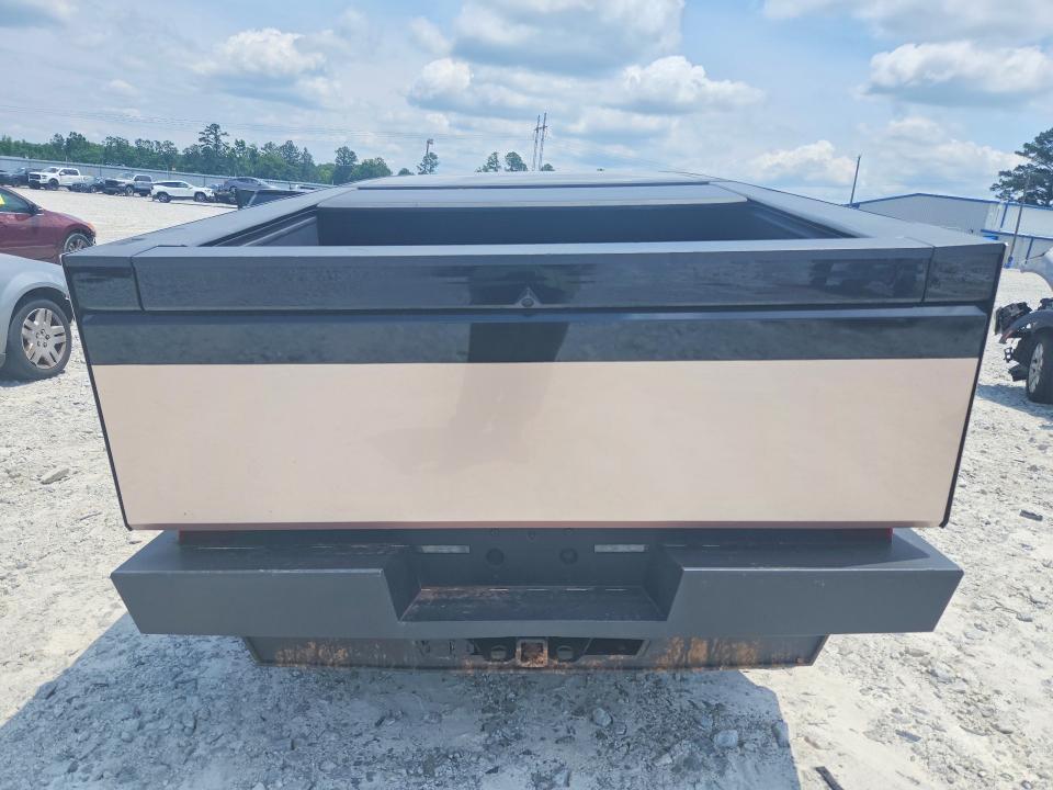 Auction sale of the 2024 Tesla Cybertruck, vin: 7G2CEHED8RA006954, lot number: 51923596