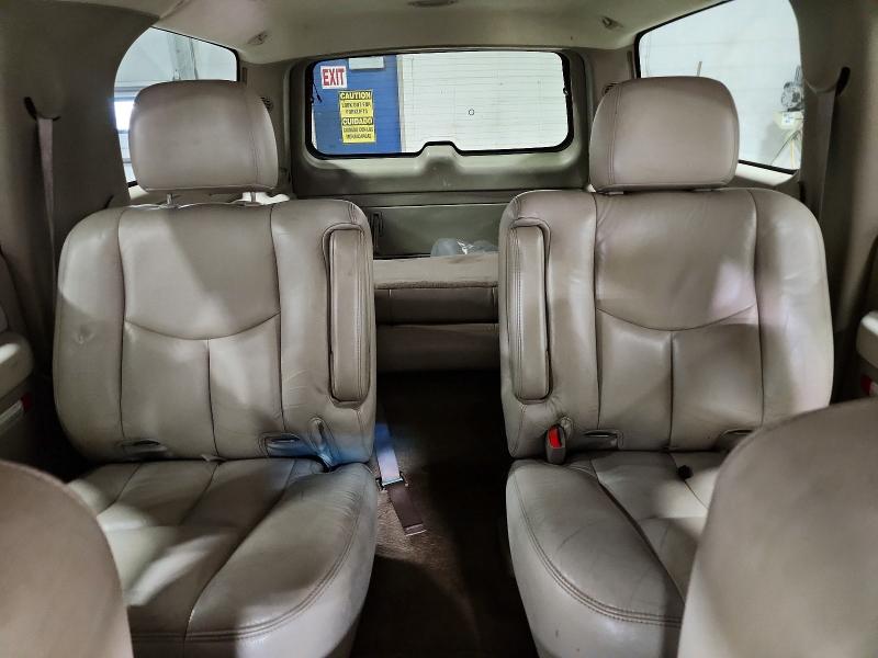 Продажа на аукционе авто 2003 Chevrolet Suburban, vin: 3GNGK26U13G319042, номер лота: 56866626