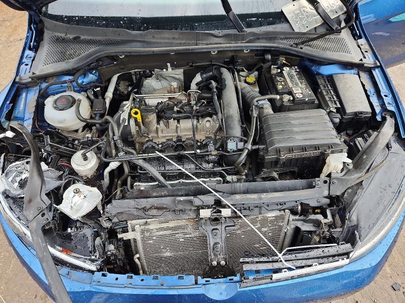 57659246 :رقم المزاد ، 3VWW57AU7KM030910 vin ، 2019 Volkswagen Golf مزاد بيع