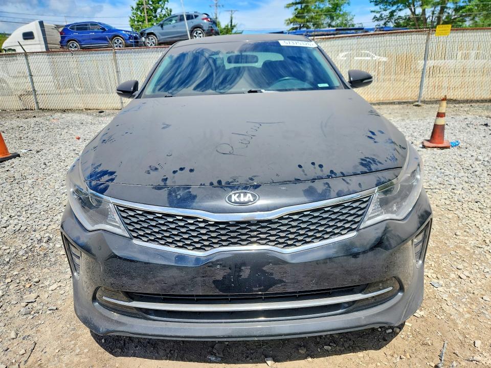 2018 Kia Optima მანქანა იყიდება აუქციონზე, vin: 5XXGT4L37JG211148, აუქციონის ნომერი: 57375326