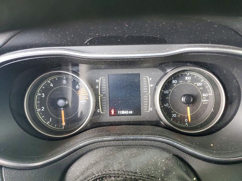 Продаж на аукціоні авто 2021 Jeep Cherokee, vin: 1C4PJLCB4MD195951, номер лоту: 57143926