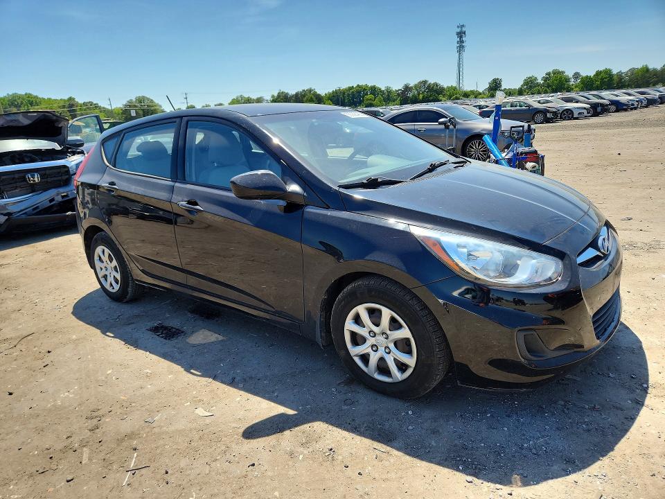 2014 Hyundai Accent მანქანა იყიდება აუქციონზე, vin: KMHCT5AE7EU164899, აუქციონის ნომერი: 56368486