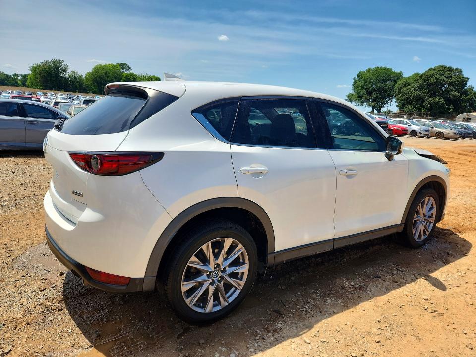 Продажа на аукционе авто 2019 Mazda Cx-5, vin: JM3KFADM9K1646023, номер лота: 55528976