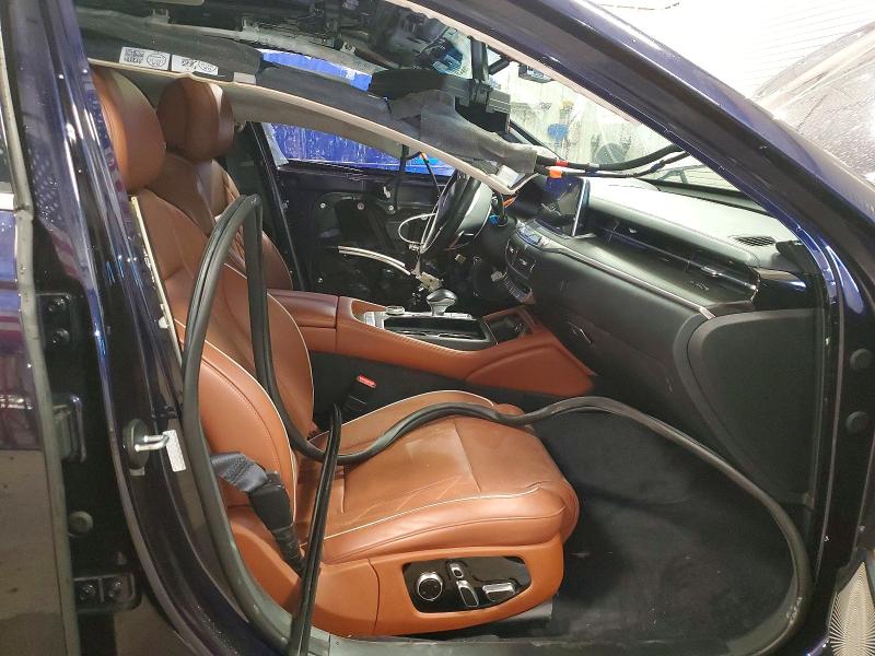 2019 Kia K900 მანქანა იყიდება აუქციონზე, vin: KNAS34J63K6008004, აუქციონის ნომერი: 57440226