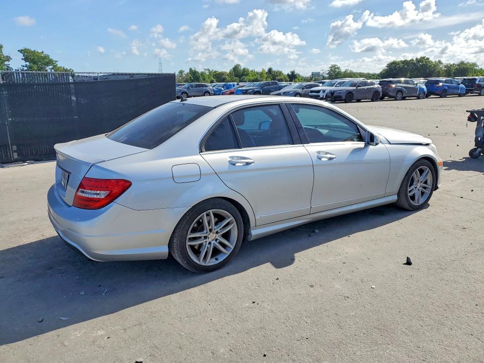 Aukcja sprzedaży 2014 Mercedes-benz C, vin: WDDGF4HB2ER304630, numer aukcji: 56582016