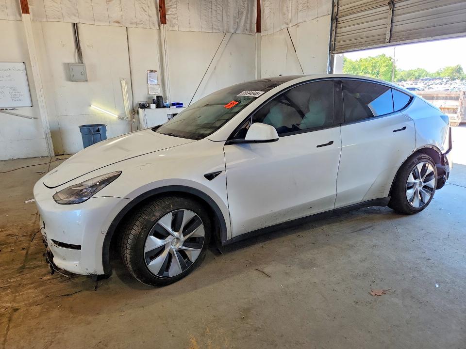 2021 Tesla Model Y მანქანა იყიდება აუქციონზე, vin: 5YJYGAEE4MF247215, აუქციონის ნომერი: 55694046