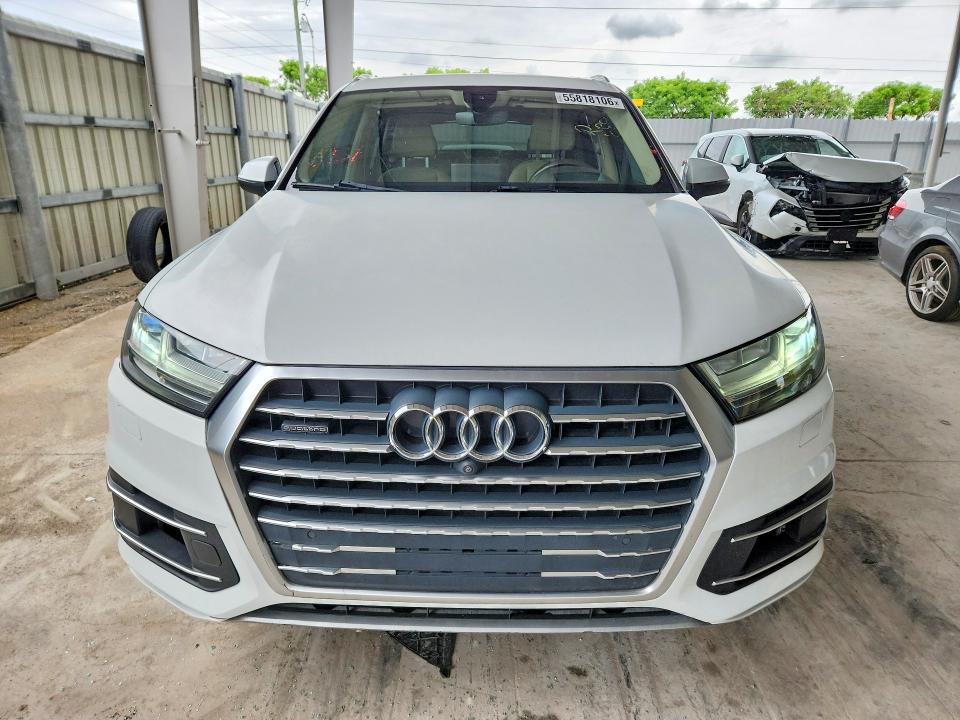 55818106 :رقم المزاد ، WA1VAAF7XHD021109 vin ، 2017 Audi Q7 مزاد بيع