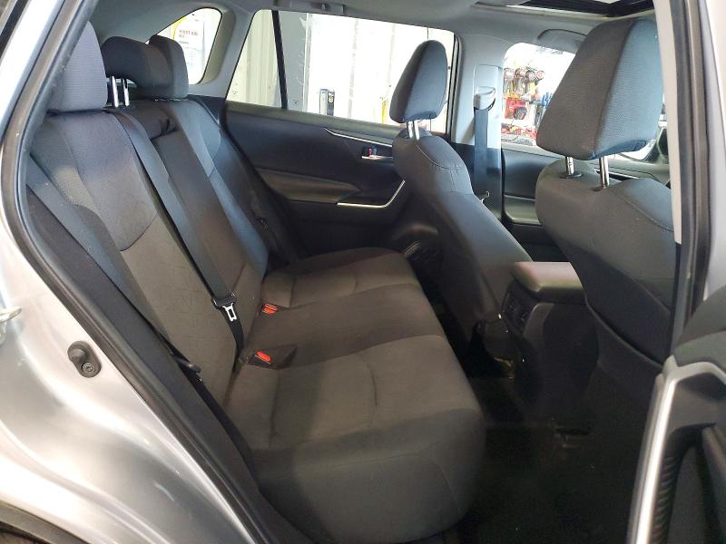 Продажа на аукционе авто 2021 Toyota Rav4, vin: 2T3R1RFV3MC183215, номер лота: 56193526