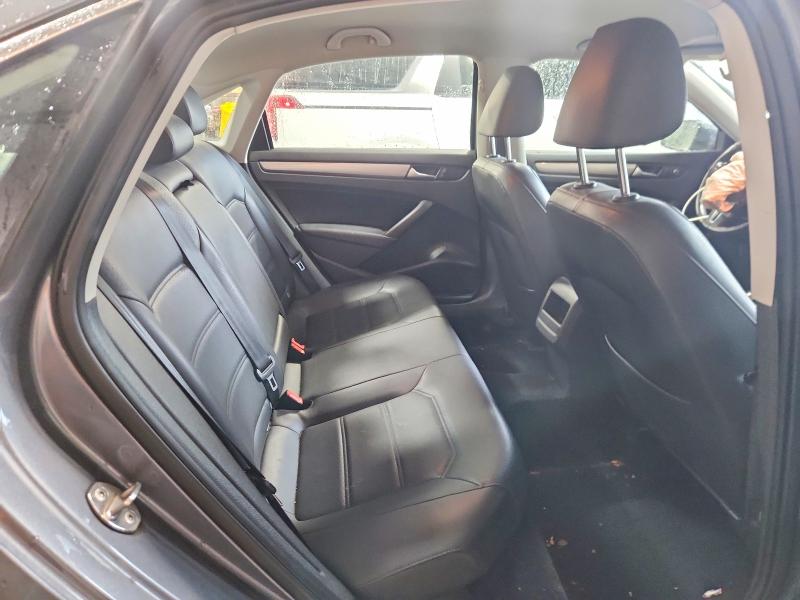 58389186 :رقم المزاد ، 1VWAT7A31FC111030 vin ، 2015 Volkswagen Passat مزاد بيع