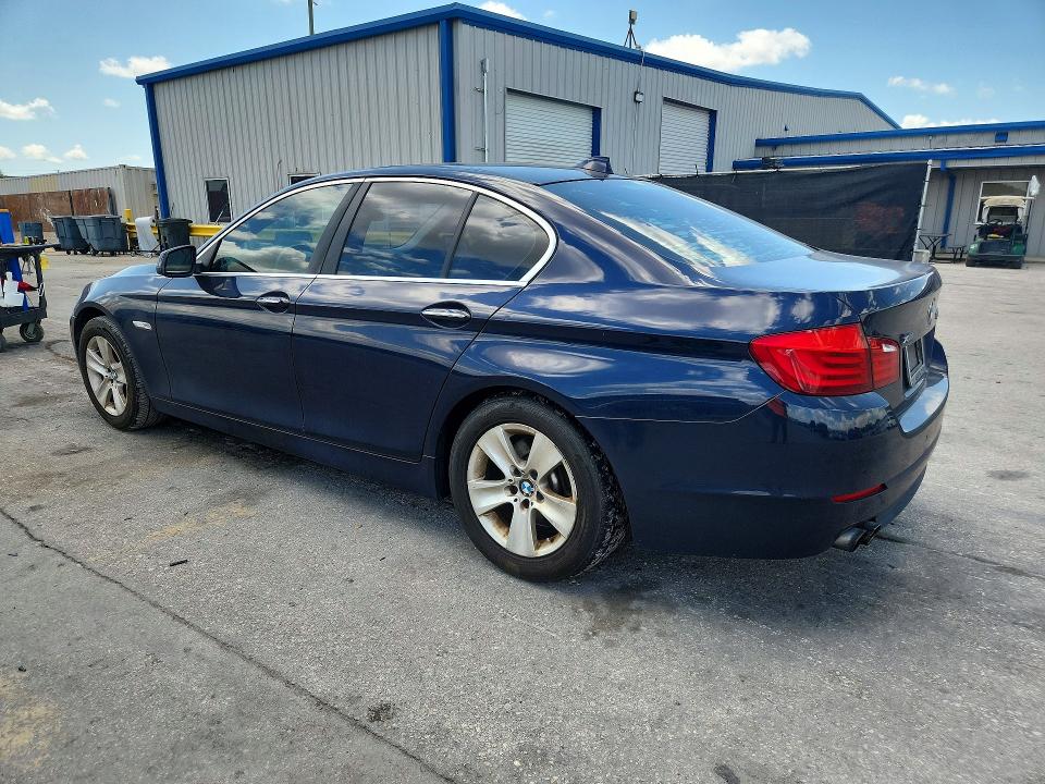 58389396 :رقم المزاد ، WBAXH5C5XDD108553 vin ، 2013 Bmw 528 مزاد بيع