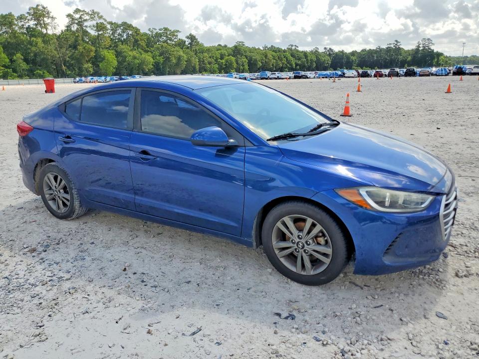 Продажа на аукционе авто 2017 Hyundai Elantra, vin: 5NPD84LF1HH161005, номер лота: 55909476
