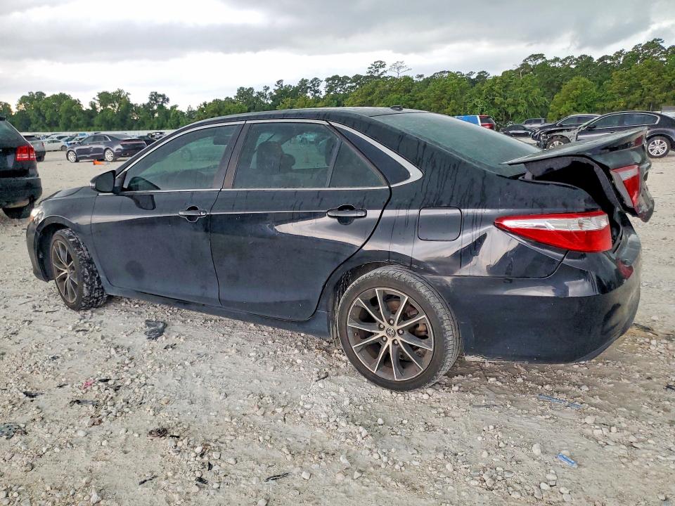 57889926 :رقم المزاد ، 4T1BF1FK5GU551514 vin ، 2016 Toyota Camry مزاد بيع