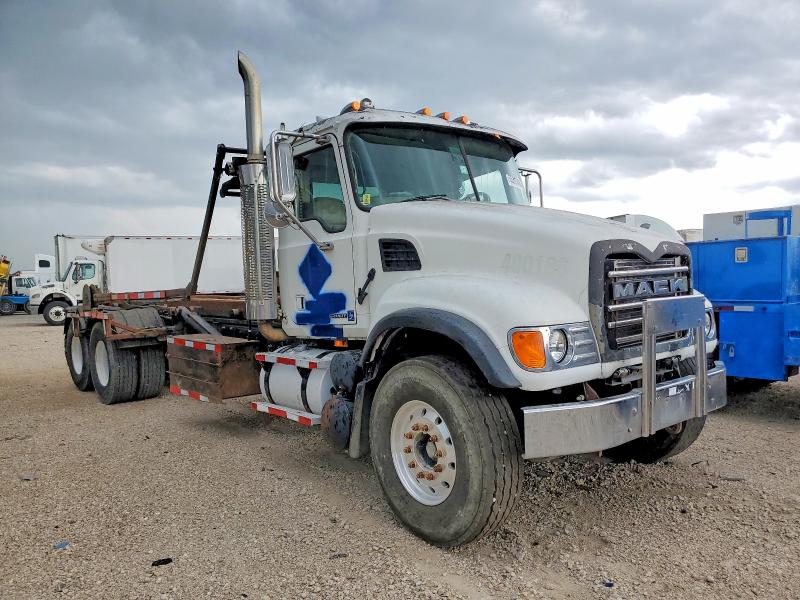 2006 Mack Cv713 მანქანა იყიდება აუქციონზე, vin: 1M2AG11C86M024218, აუქციონის ნომერი: 55319436