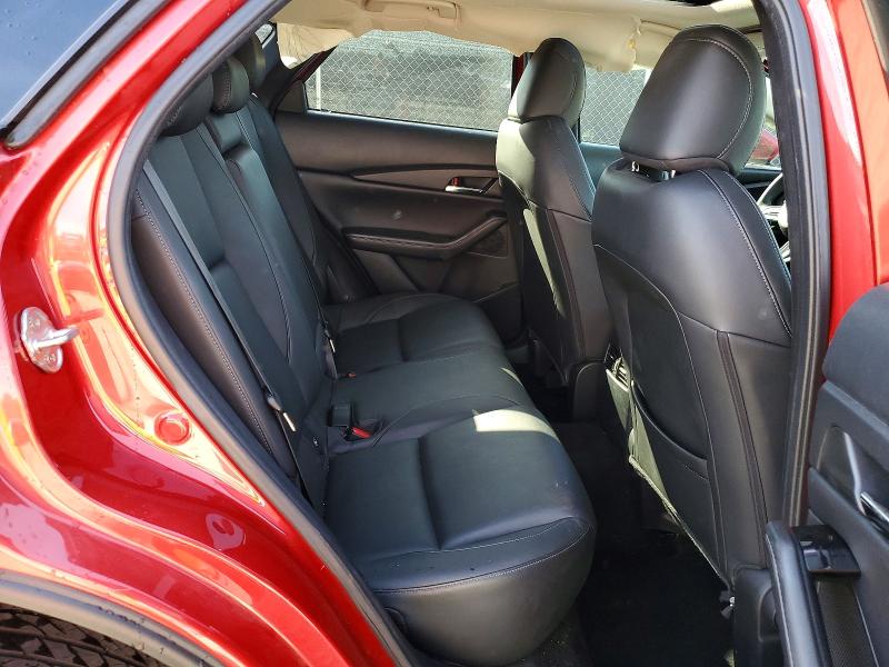 58569736 :رقم المزاد ، 3MVDMBCL6NM443327 vin ، 2022 Mazda Cx-30 مزاد بيع