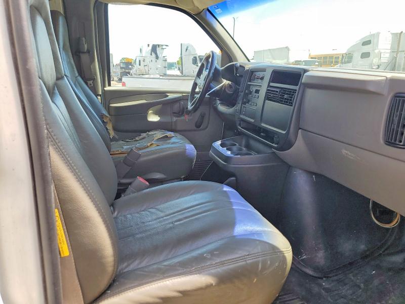 2003 Chevrolet Express G3500 მანქანა იყიდება აუქციონზე, vin: 1GBHG31U331231043, აუქციონის ნომერი: 56852956
