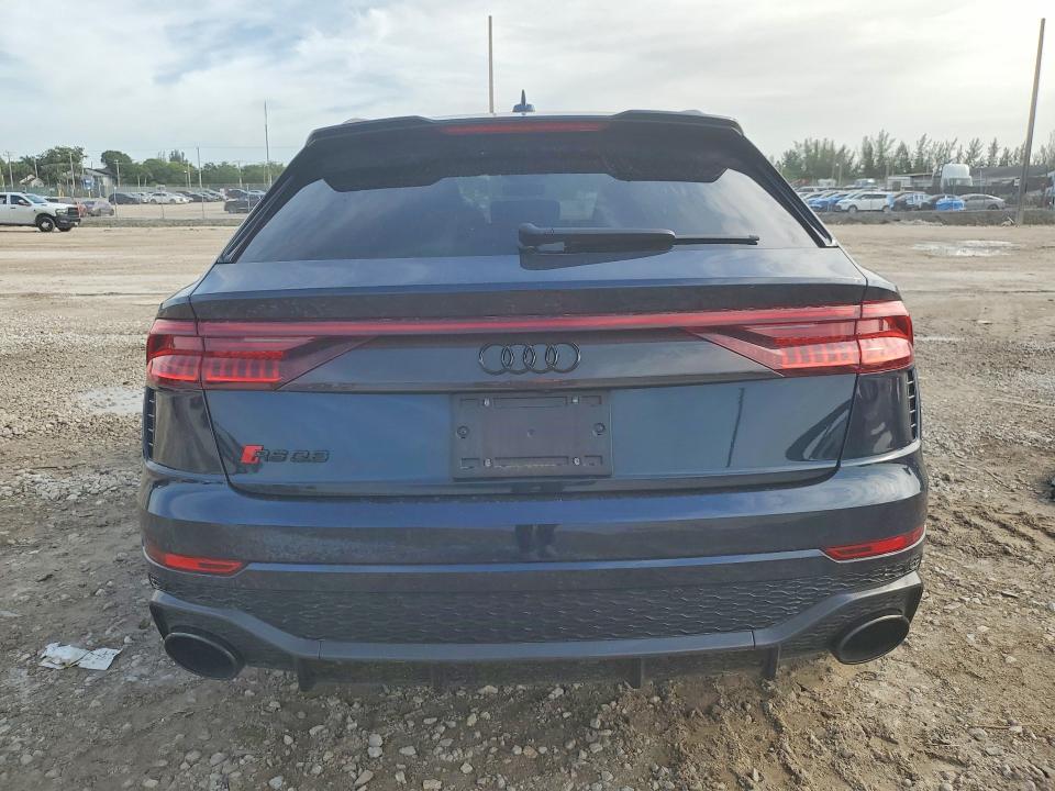 57369396 :رقم المزاد ، WU1ARBF10RD005696 vin ، 2024 Audi Rs Q8 مزاد بيع