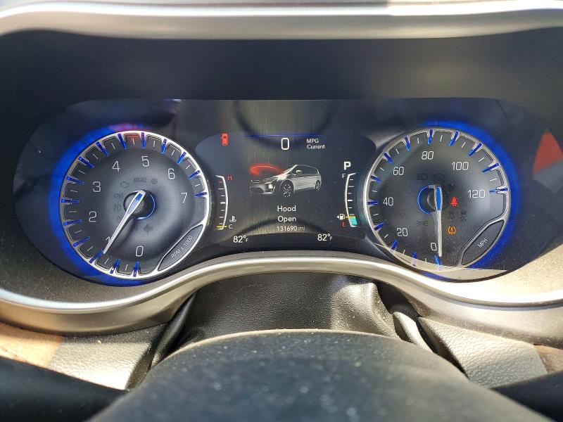 59163896 :رقم المزاد ، 2C4RC1GG0HR545155 vin ، 2017 Chrysler Pacifica مزاد بيع
