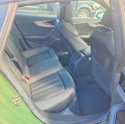 55869226 :رقم المزاد ، WAUFACF59MA042661 vin ، 2021 Audi A5 مزاد بيع
