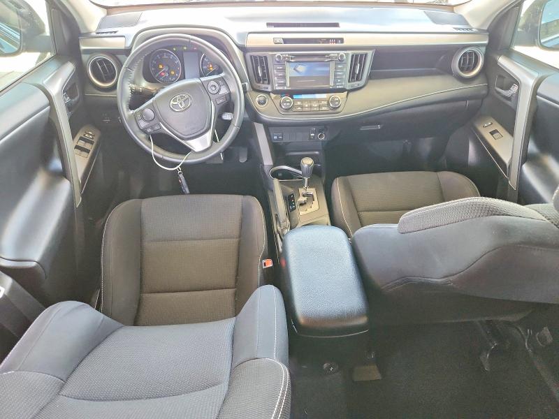 58797466 :رقم المزاد ، 2T3WFREV9JW444041 vin ، 2018 Toyota Rav4 مزاد بيع