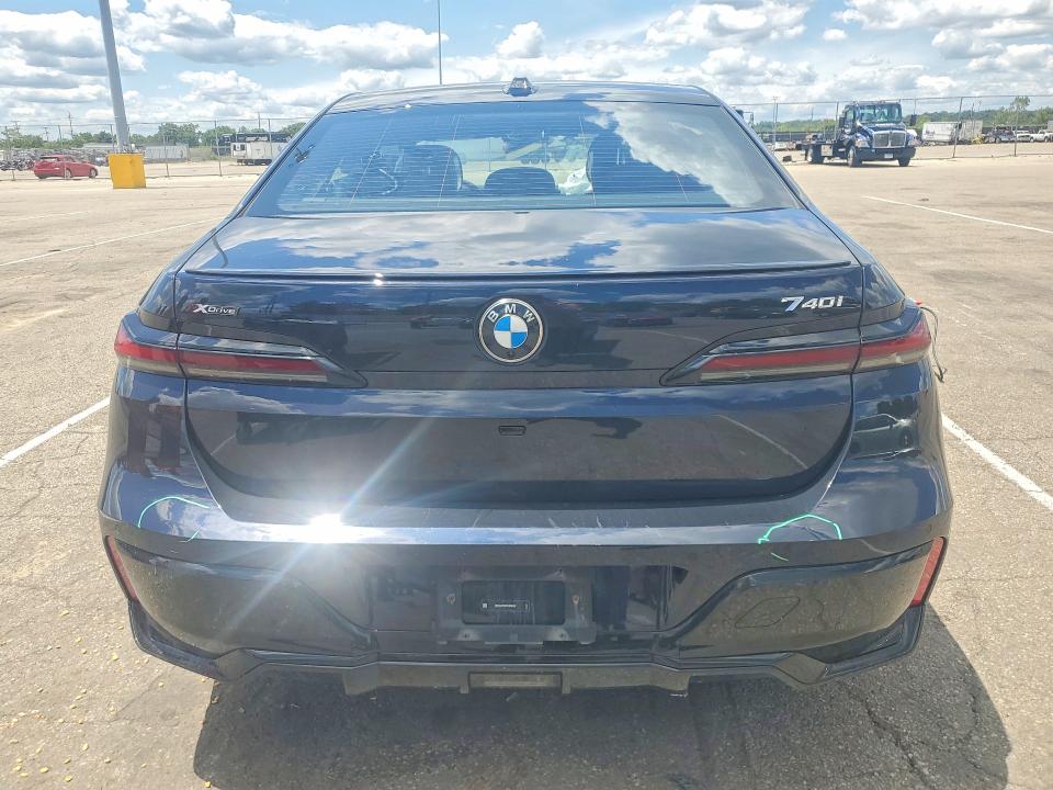 57646126 :رقم المزاد ، WBA33EH03TCW56439 vin ، 2026 Bmw 740 مزاد بيع