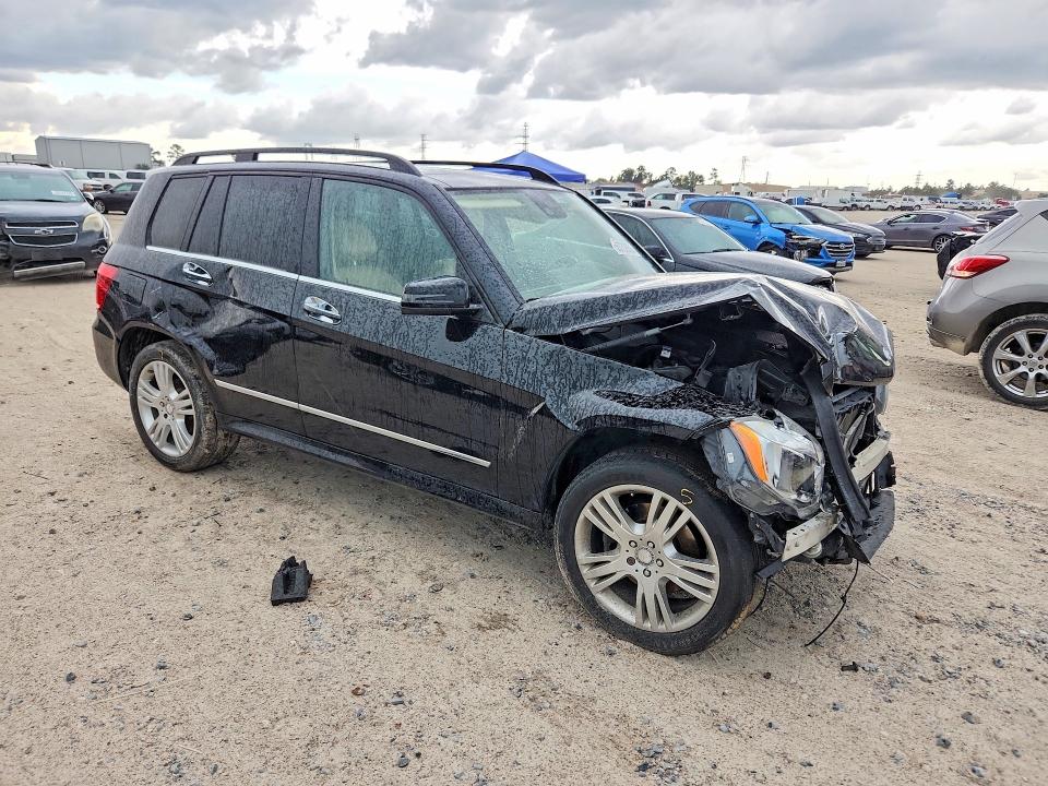 55732656 :رقم المزاد ، WDCGG0EB3FG379980 vin ، 2015 Mercedes-benz Glk مزاد بيع