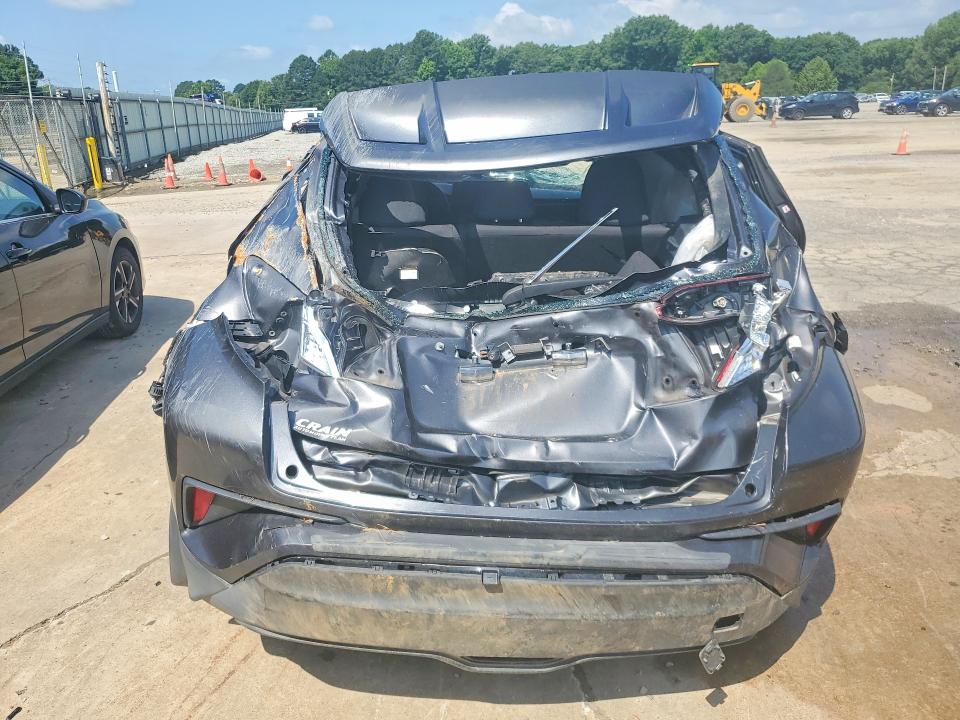 56687876 :رقم المزاد ، NMTKHMBX0JR021835 vin ، 2018 Toyota C-hr مزاد بيع
