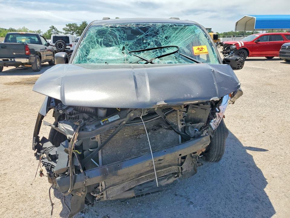 2015 Chrysler Town & Country მანქანა იყიდება აუქციონზე, vin: 2C4RC1BG1FR694128, აუქციონის ნომერი: 55843066