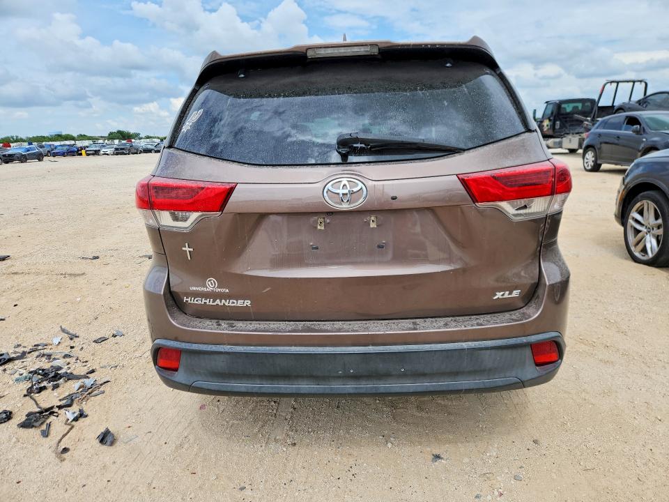 Продажа на аукционе авто 2017 Toyota Highlander, vin: 5TDKZRFH7HS226982, номер лота: 56066886
