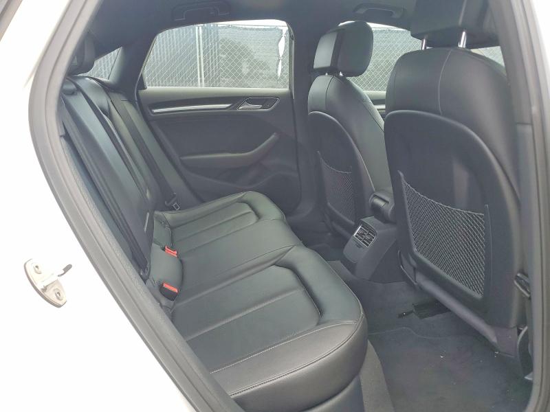 56639816 :رقم المزاد ، WAUAUGFF2J1040411 vin ، 2018 Audi A3 مزاد بيع