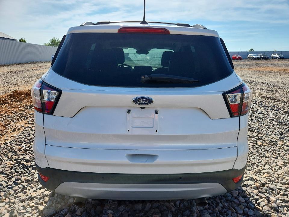 2018 Ford Escape მანქანა იყიდება აუქციონზე, vin: 1FMCU9HD4JUA38866, აუქციონის ნომერი: 54451216