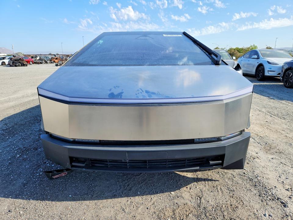 2024 Tesla Cybertruck მანქანა იყიდება აუქციონზე, vin: 7G2CEHED7RA007061, აუქციონის ნომერი: 56186156