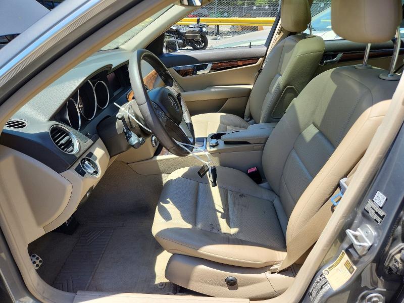 56120196 :رقم المزاد ، WDDGF8BB5CA692027 vin ، 2012 Mercedes-benz C مزاد بيع