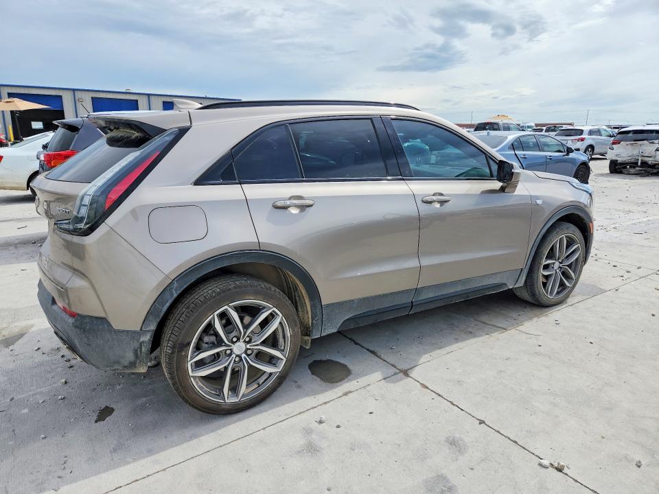 57866166 :رقم المزاد ، 1GYFZER47PF107602 vin ، 2023 Cadillac Xt4 مزاد بيع