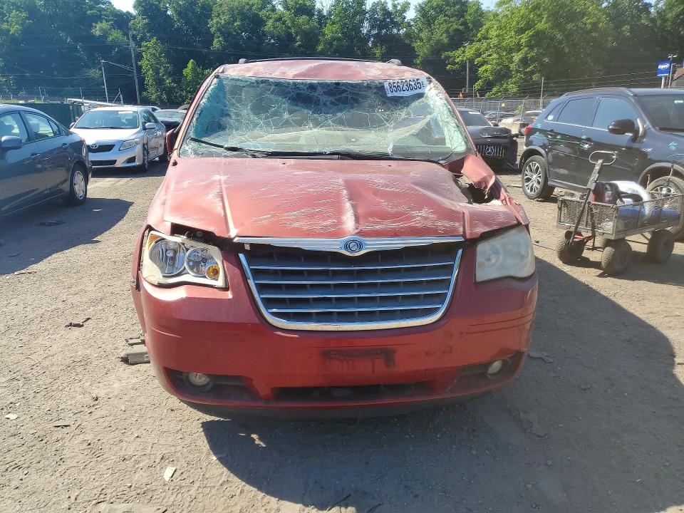 Auction sale of the 2010 Chrysler Town & Country, vin: 2A4RR5D15AR116986, lot number: 85623635