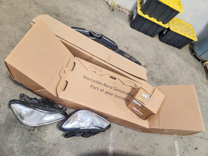 2014 Mercedes-benz C მანქანა იყიდება აუქციონზე, vin: WDDGF8AB1EA905642, აუქციონის ნომერი: 53210546