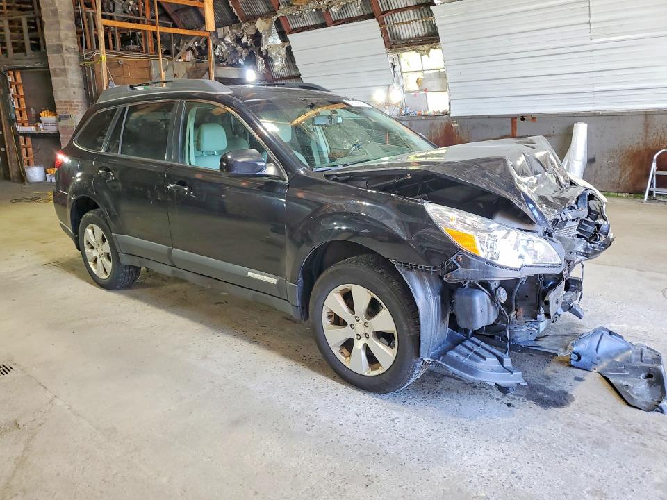 57725656 :رقم المزاد ، 4S4BRBKC8A3365782 vin ، 2010 Subaru Outback مزاد بيع
