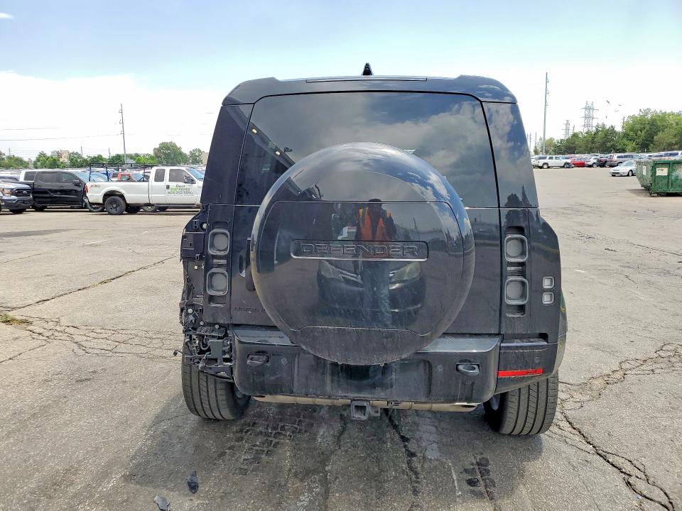 Продаж на аукціоні авто 2025 Land Rover Defender, vin: SALEX7EU3S2395250, номер лоту: 57925146