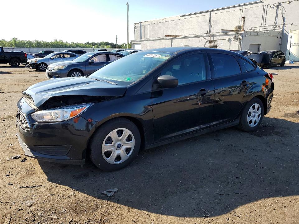 2015 Ford Focus მანქანა იყიდება აუქციონზე, vin: 1FADP3E20FL300076, აუქციონის ნომერი: 56036796