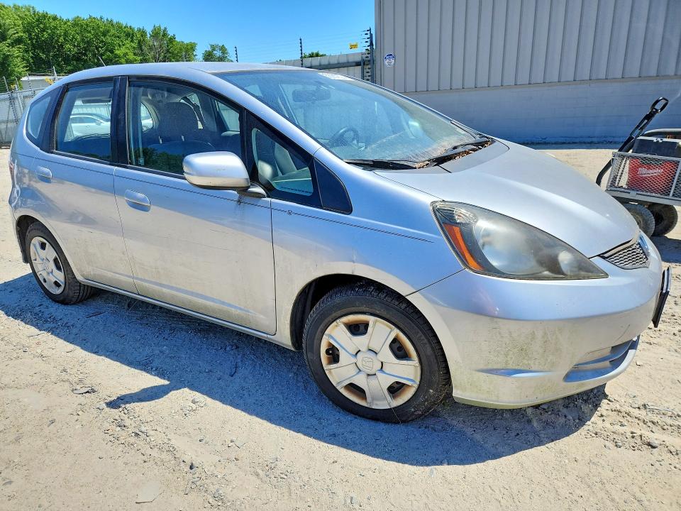 Продаж на аукціоні авто 2013 Honda Fit, vin: JHMGE8G32DC052148, номер лоту: 55987536