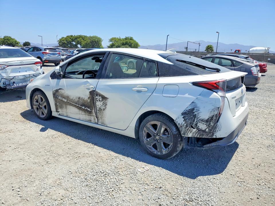 58950206 :رقم المزاد ، JTDKARFUXJ3551007 vin ، 2018 Toyota Prius مزاد بيع