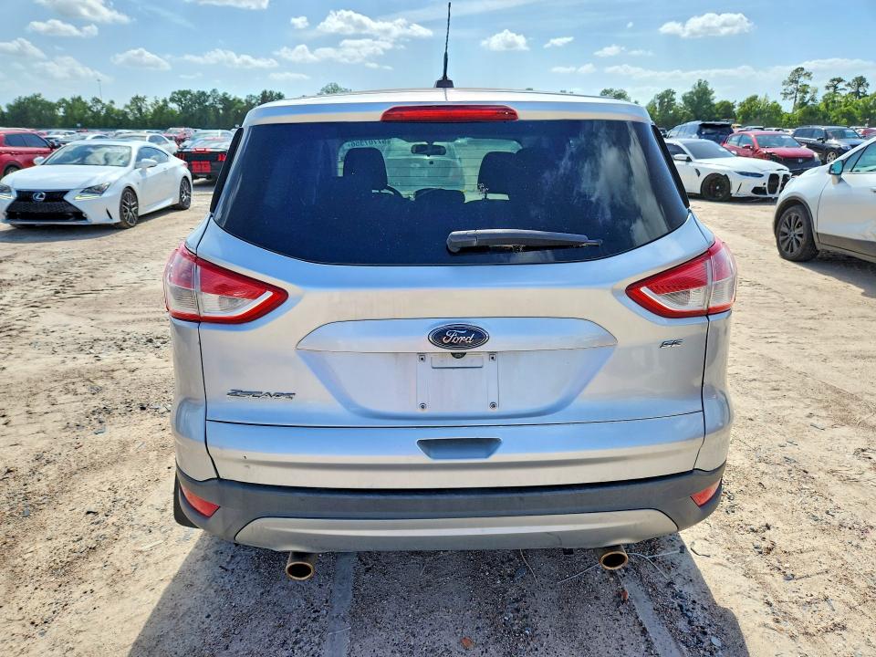 Auction sale of the 2015 Ford Escape, vin: 1FMCU0G76FUA27639, lot number: 57707356