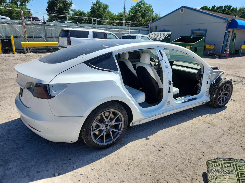 Продажа на аукционе авто 2021 Tesla Model 3, vin: 5YJ3E1EA4MF018479, номер лота: 57025066