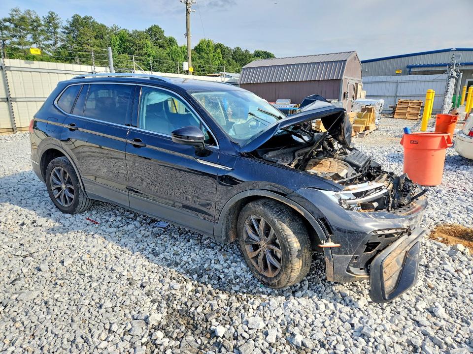2022 Volkswagen Tiguan მანქანა იყიდება აუქციონზე, vin: 3VV3B7AX0NM131737, აუქციონის ნომერი: 58735726
